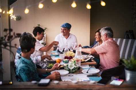 awesome place for dine in and family gathering .
